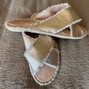 Olivia Miller Sandals Size 10